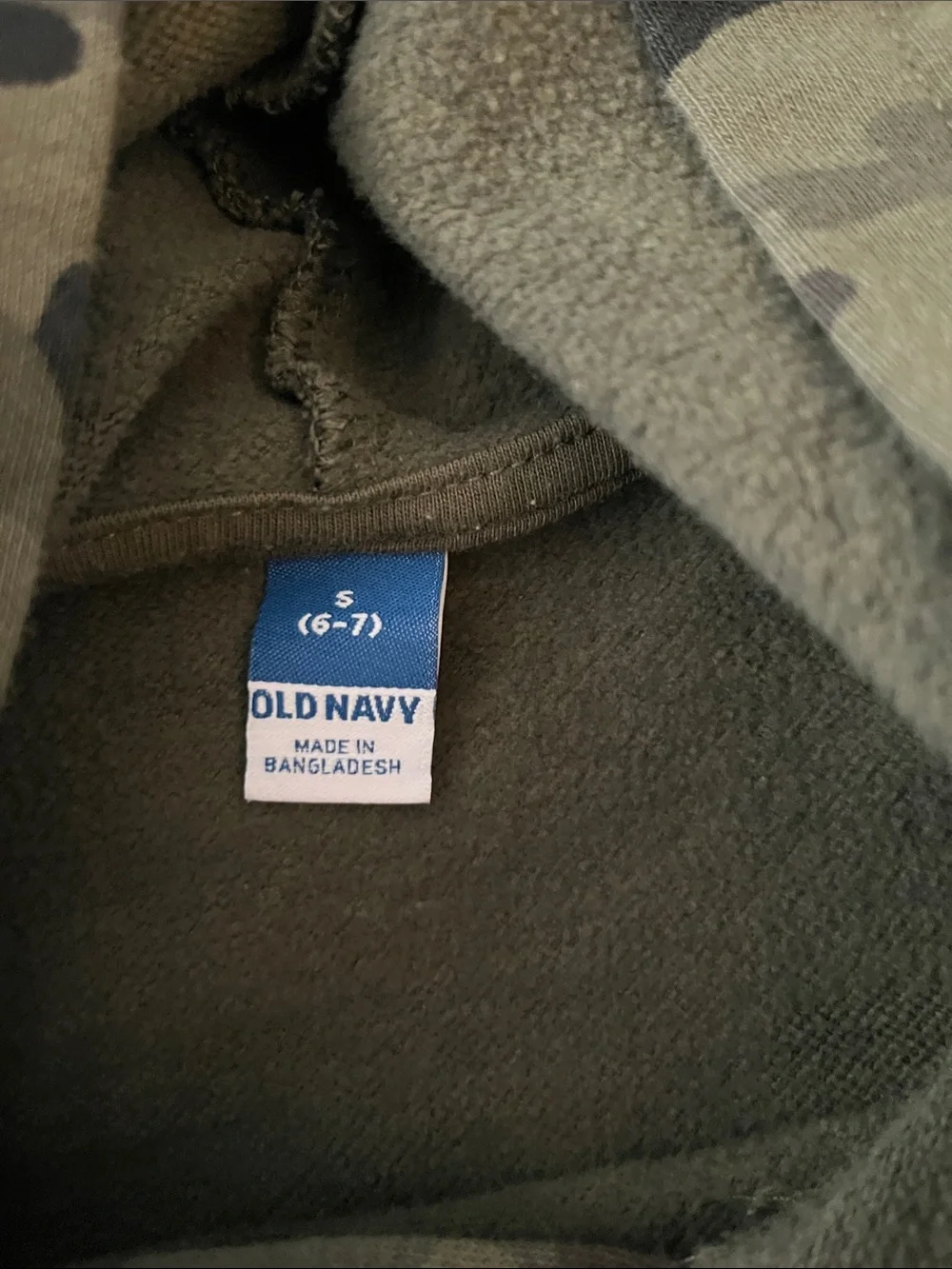 Old Navy Boys' Camo Hooded Pullover - Green & Black